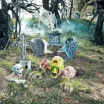 1PC Halloween Creepy Ghost Horror Ornament Glowing Skeleton Ground Plug Hands Set Warm Light Skeleton Decoration Street Lamp 4