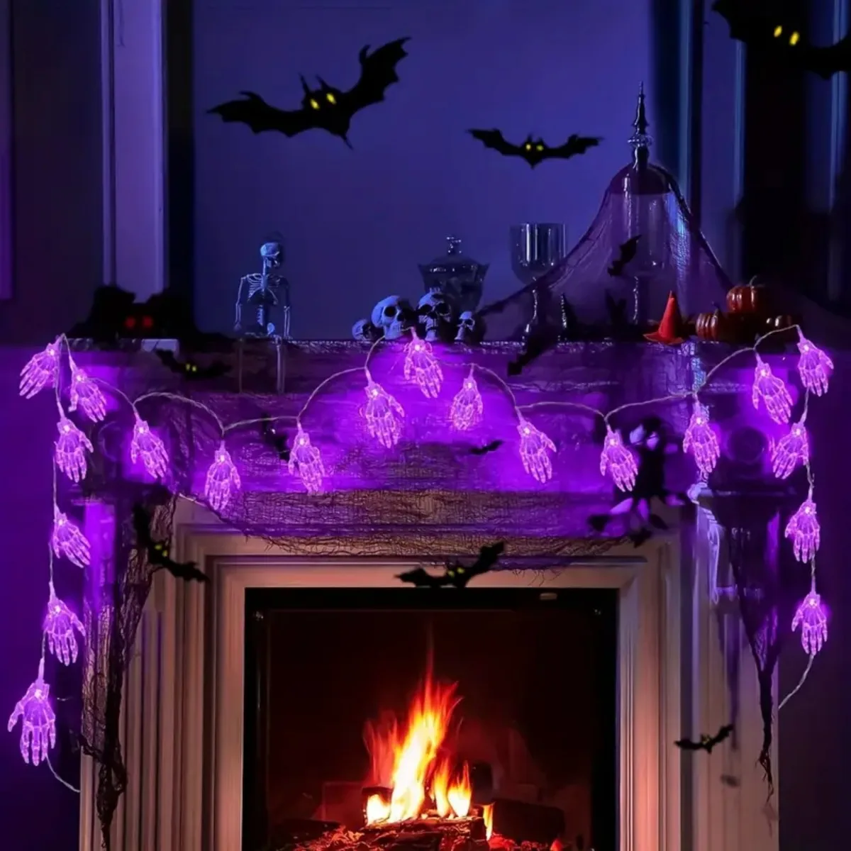 1pc 20LED Halloween Skeleton Hand Battery Powered String Light Horrible Atmosphere Skull Hand Lamp For Home Patry Yard Decor 2